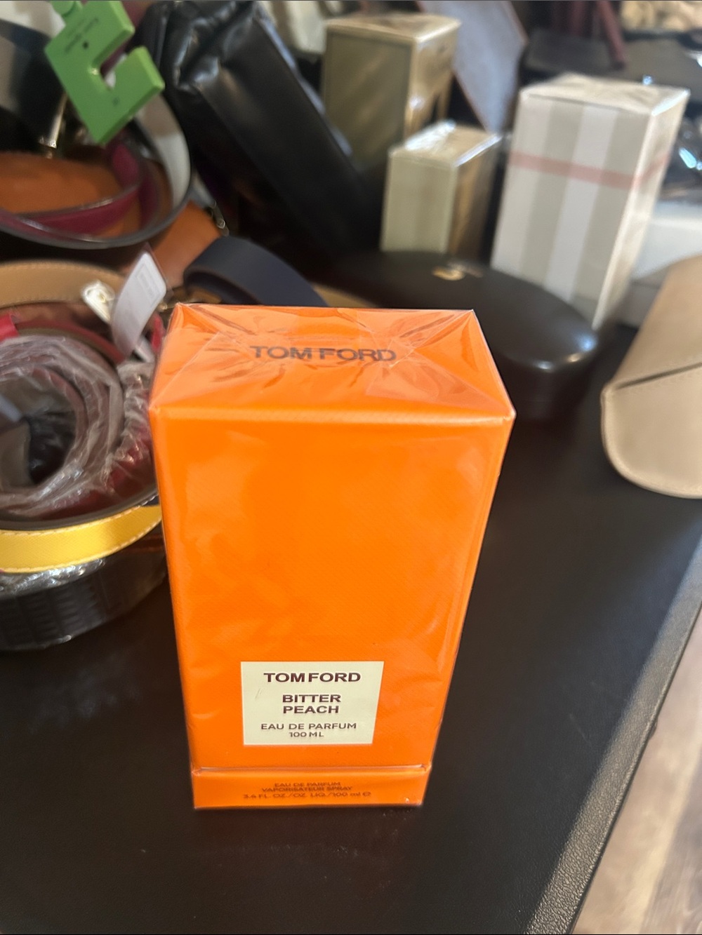Tom Ford Bitter Peach - Vivid Orange Box eau spray Closed sealed box